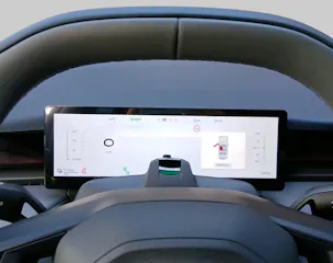Lynk & Co 02