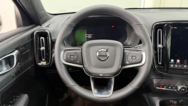 VOLVO EX40 Twin Black Edition AWD