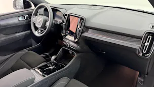 VOLVO EX40 Twin Black Edition AWD
