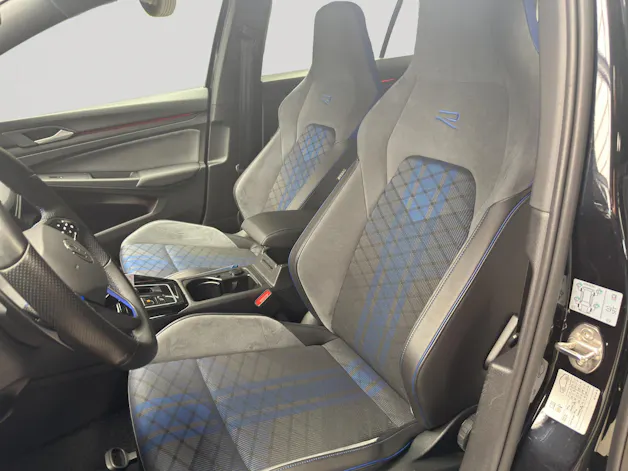 VW Golf 2.0 TSI R DSG 4Motion Black Style