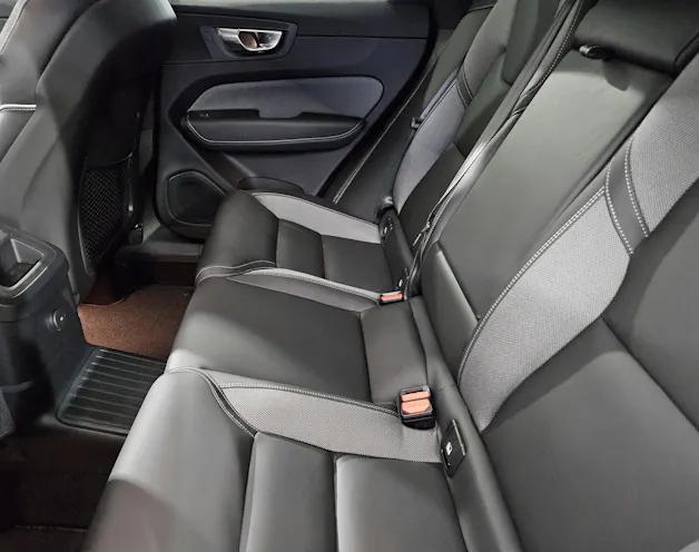 VOLVO XC60 2.0 T8 TE Black Edition e