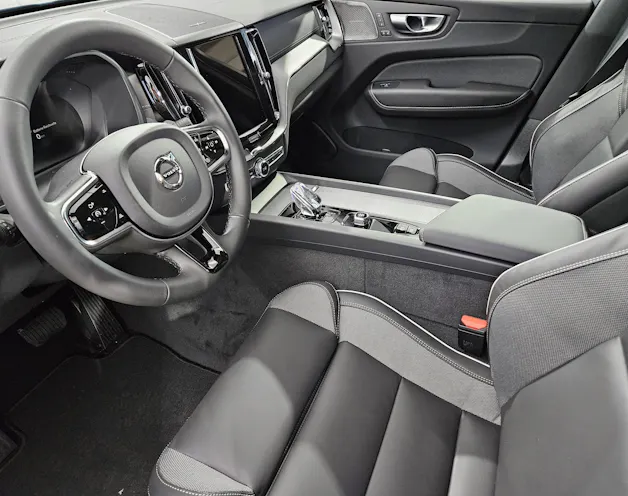VOLVO XC60 2.0 T8 TE Black Edition e