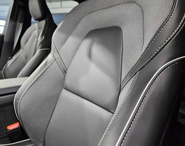 VOLVO XC60 2.0 T8 TE Black Edition e