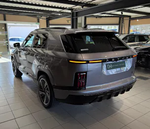 KGM -SsangYong Actyon 1.5 T GDI Hybrid Titanium Automat