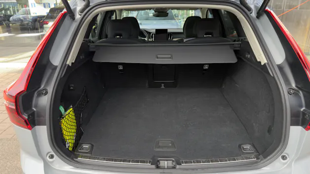 VOLVO XC60 2.0 T6 TE Ultra Dark eAWD
