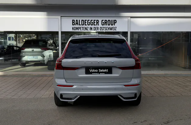 VOLVO XC60 2.0 T6 TE Ultra Dark eAWD