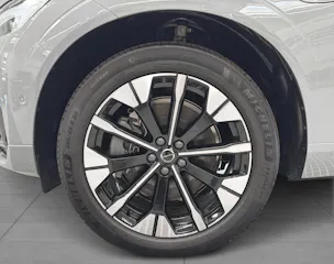 VOLVO XC60 2.0 T6 TE Ultra Dark eAWD