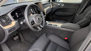 VOLVO XC60 2.0 T6 TE Ultra Dark eAWD