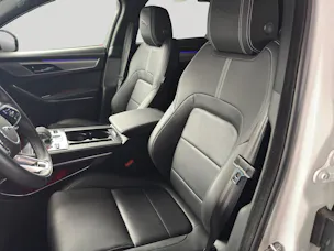 Jaguar F-Pace 2.0 D200 R-Dynamic MHEV SE AWD