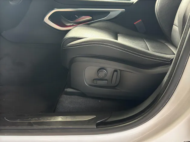 Jaguar F-Pace 2.0 D200 R-Dynamic MHEV SE AWD