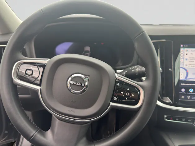 VOLVO V60 B4 Benzin Mild Hybrid Plus Dark DCT