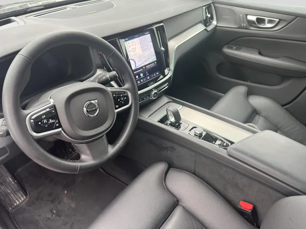 VOLVO V60 B4 Benzin Mild Hybrid Plus Dark DCT