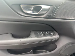 VOLVO V60 B4 Benzin Mild Hybrid Plus Dark DCT