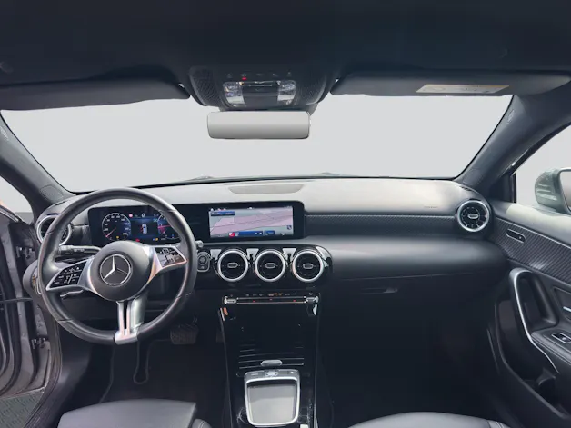 MERCEDES-BENZ A 180 d 8G-DCT Progressive