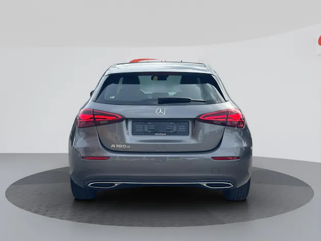 MERCEDES-BENZ A 180 d 8G-DCT Progressive
