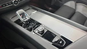 VOLVO XC60 2.0 T6 TE Ultra Dark eAWD