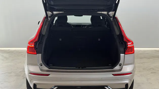 VOLVO XC60 2.0 T6 TE Ultra Dark eAWD