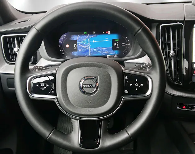 VOLVO XC60 2.0 T8 TE Ultra Dark eAWD