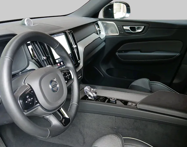 VOLVO XC60 2.0 T8 TE Ultra Dark eAWD