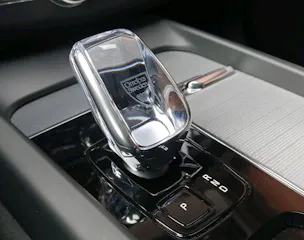 VOLVO XC60 2.0 T8 TE Ultra Dark eAWD