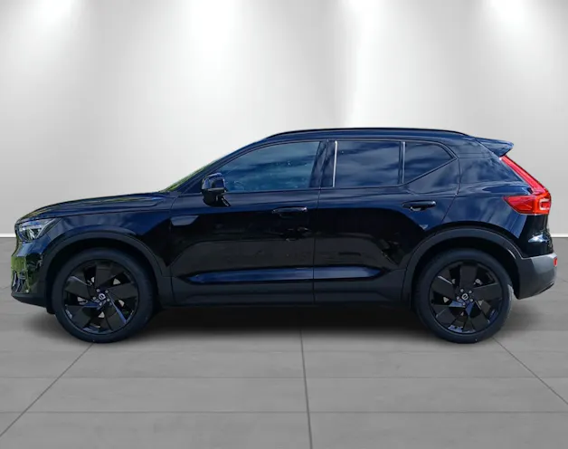 VOLVO XC40 2.0 B4 MH Ultra Dark