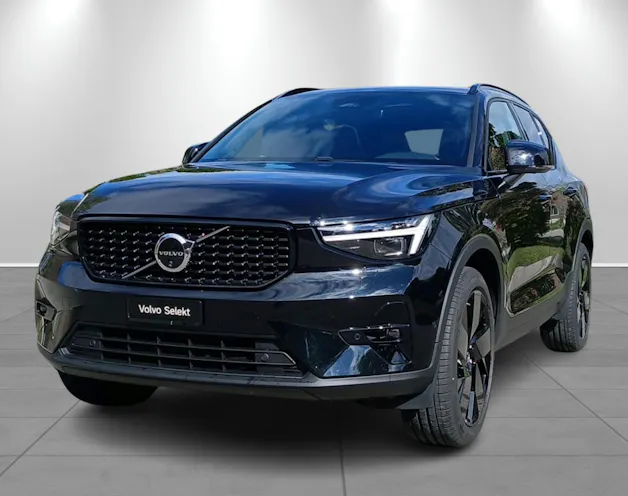 VOLVO XC40 2.0 B4 MH Ultra Dark