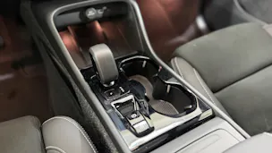 VOLVO XC40 2.0 B4 MH Ultra Dark