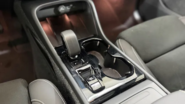 VOLVO XC40 2.0 B4 MH Ultra Dark