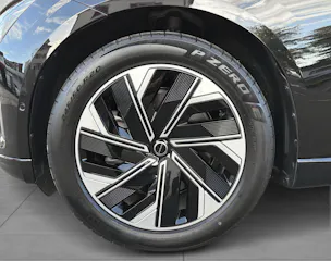 VOLVO ES90 Plus