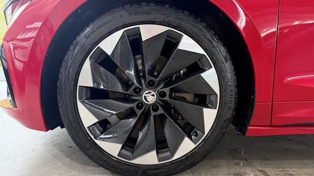 SKODA Enyaq iV 80x SportLine