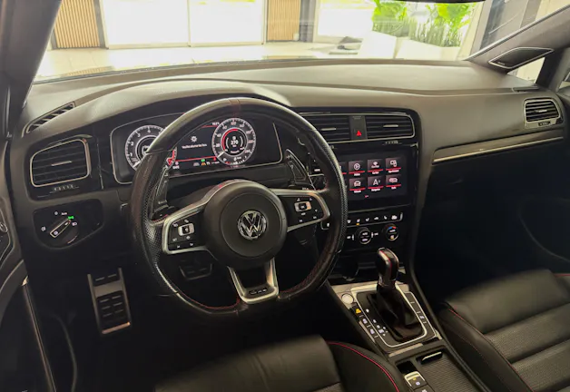 VW Golf 2.0 TSI GTI TCR DSG