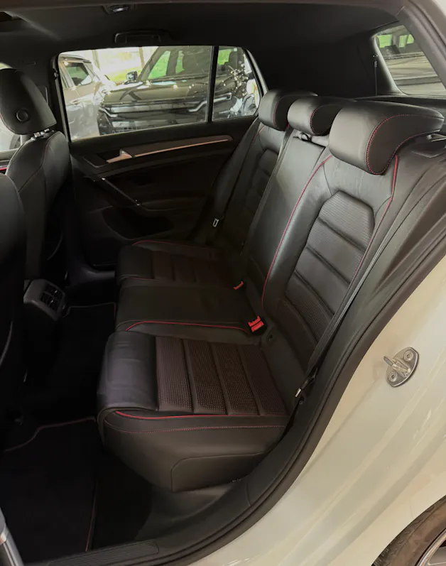 VW Golf 2.0 TSI GTI TCR DSG