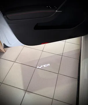 VW Golf 2.0 TSI GTI TCR DSG