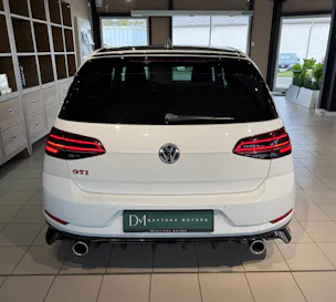 VW Golf 2.0 TSI GTI TCR DSG