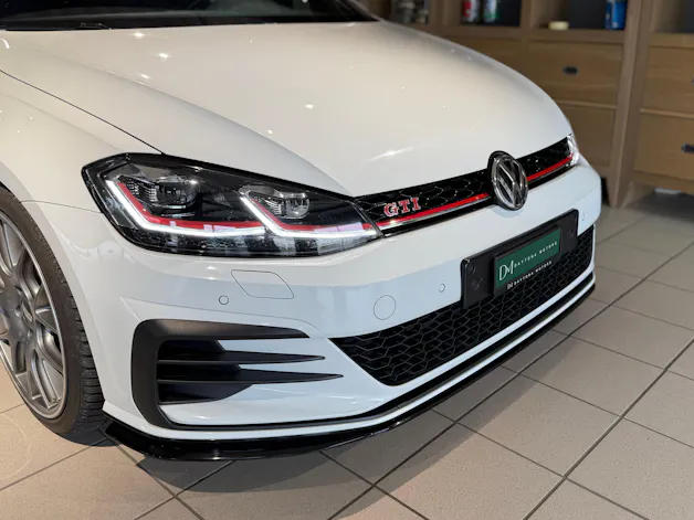 VW Golf 2.0 TSI GTI TCR DSG