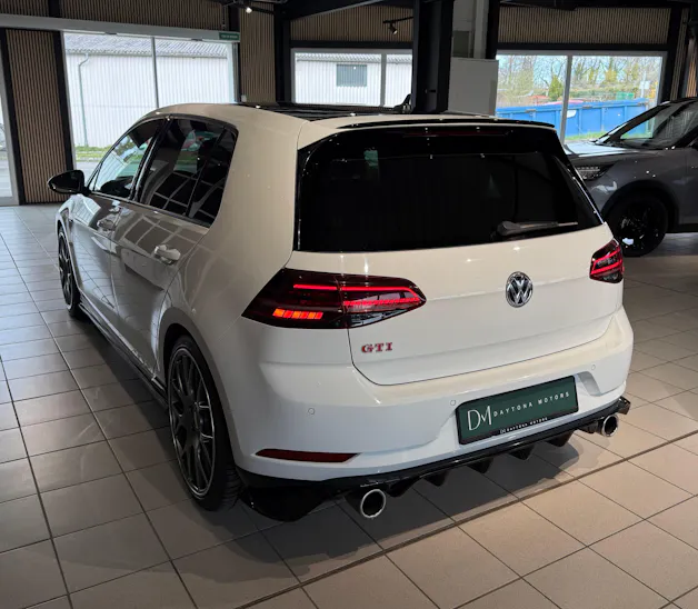 VW Golf 2.0 TSI GTI TCR DSG