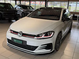 VW Golf 2.0 TSI GTI TCR DSG