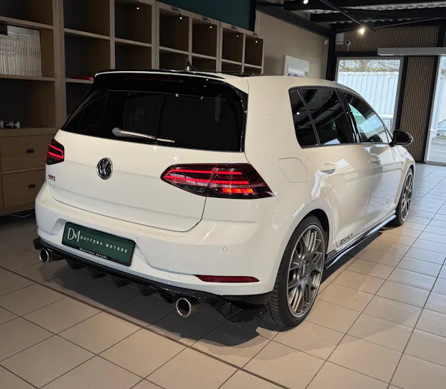 VW Golf 2.0 TSI GTI TCR DSG