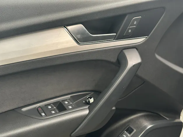 AUDI SQ5 TDI quattro Schwarz Optik tiptronic