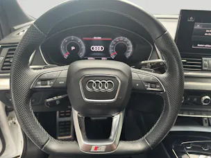 AUDI SQ5 TDI quattro Schwarz Optik tiptronic