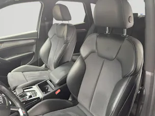 AUDI Q5 40 TDI S-line quattro S-tronic S-Line