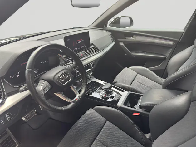 AUDI Q5 40 TDI S-line quattro S-tronic S-Line
