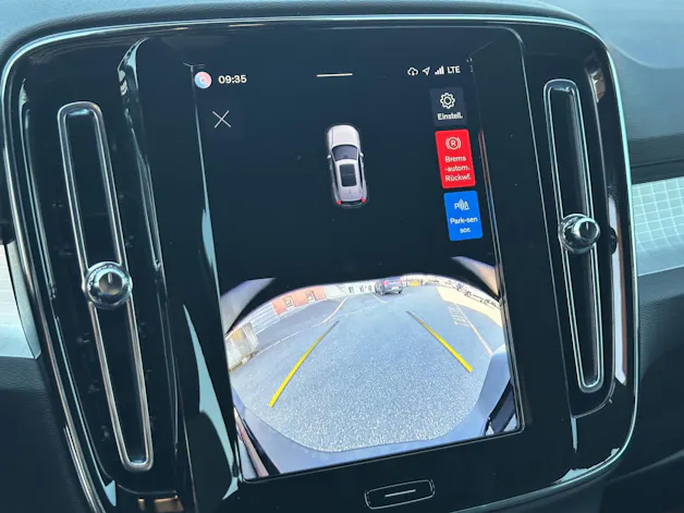 VOLVO XC40 B3 Plus Black Edition