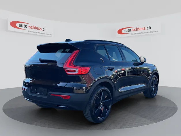 VOLVO XC40 B3 Plus Black Edition