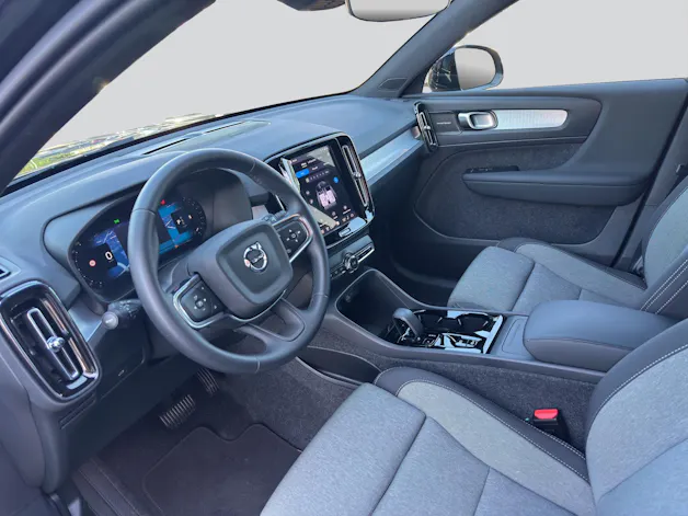 VOLVO XC40 B3 Plus Black Edition