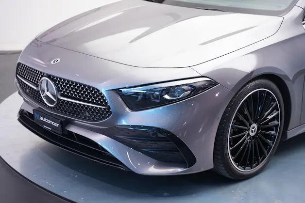 MERCEDES-BENZ A 220 4Matic 8G-DCT *CH-Fahrzeug*