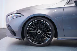 MERCEDES-BENZ A 220 4Matic 8G-DCT *CH-Fahrzeug*