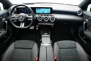 MERCEDES-BENZ A 220 4Matic 8G-DCT *CH-Fahrzeug*