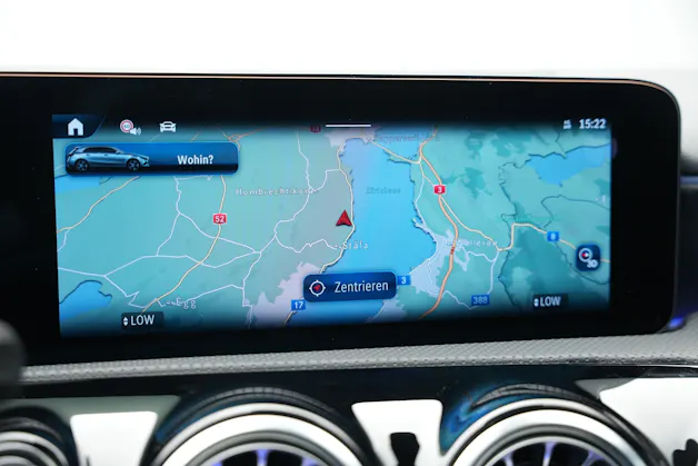 MERCEDES-BENZ A 220 4Matic 8G-DCT *CH-Fahrzeug*