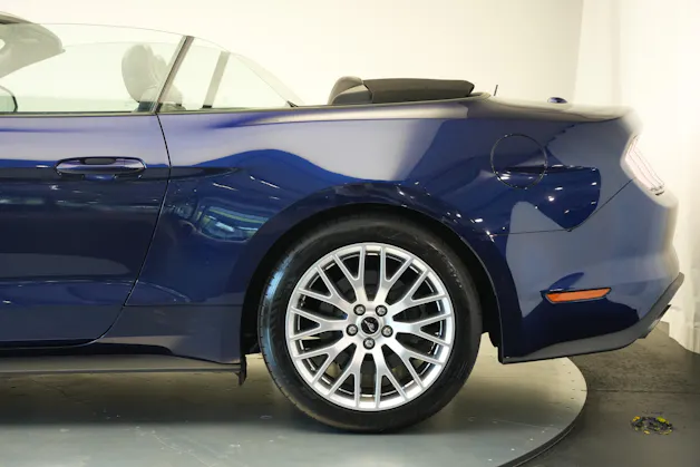 FORD Mustang Convertible 5.0 V8 GT Automat *CH-Fahrzeug*